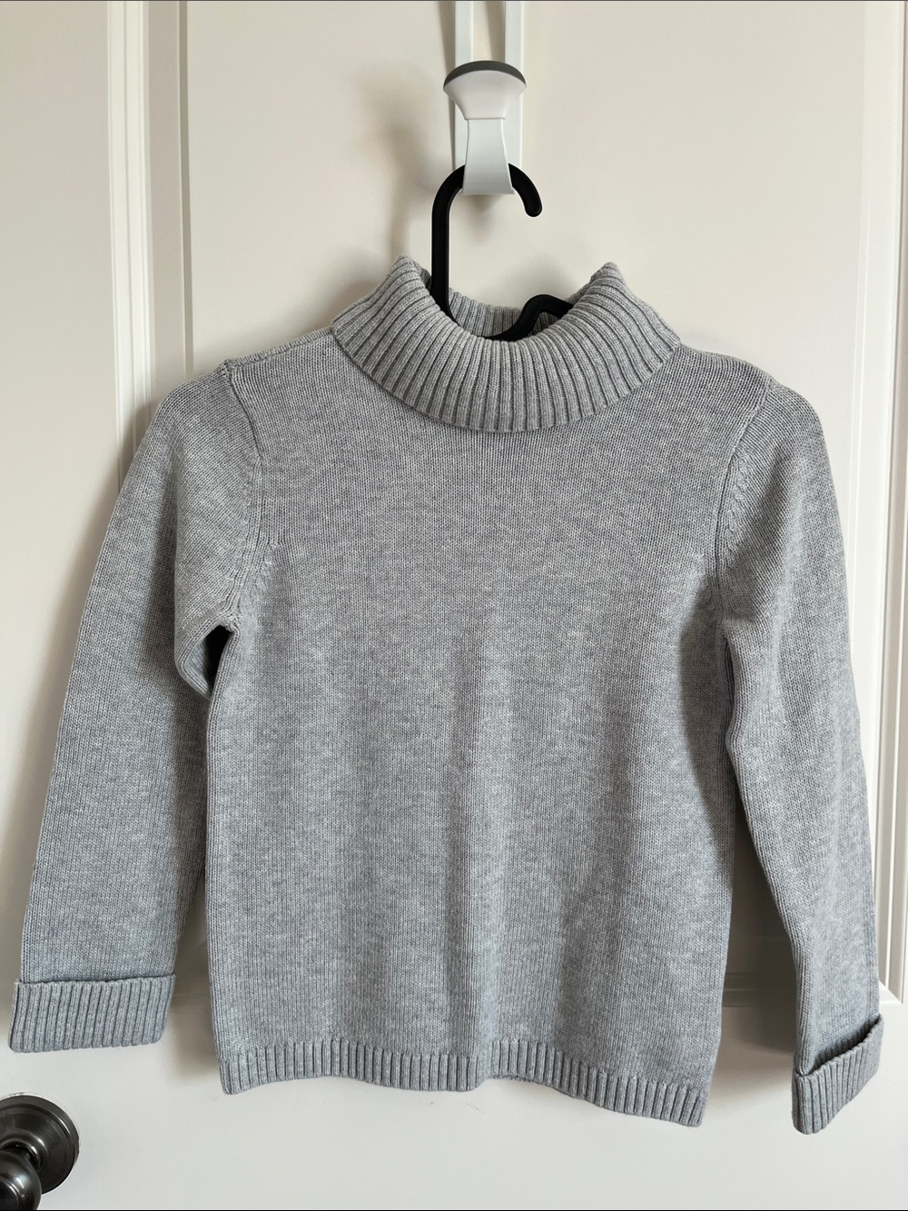 Women's Light Gray Ribbed Turtleneck Sweater